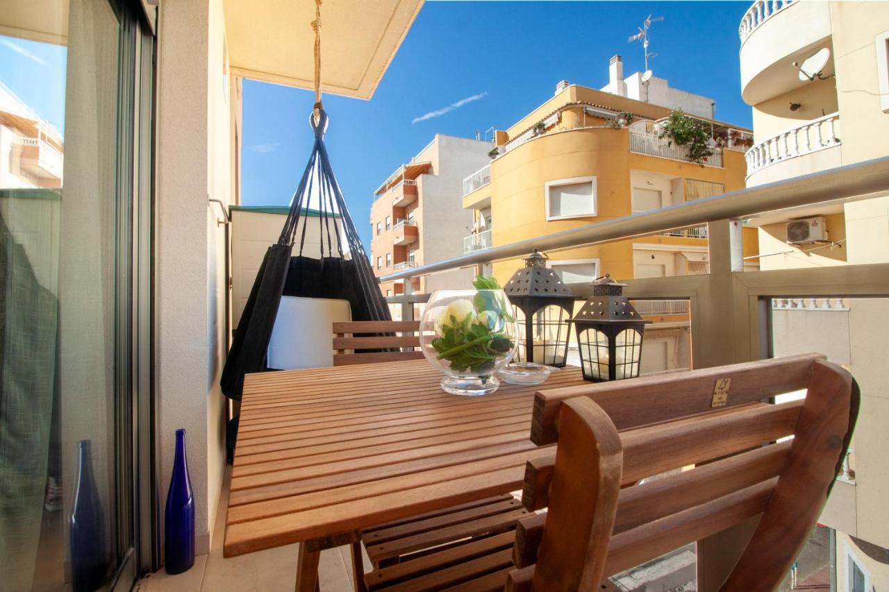 El Apartamento De Maria Jose Apartment Torrevieja Exterior photo